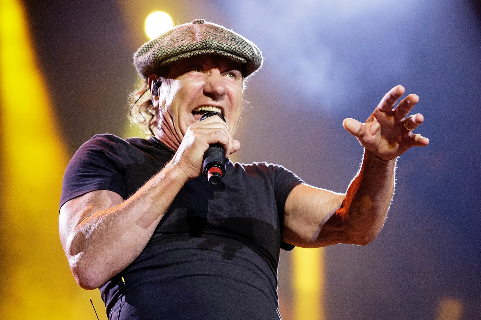AMERICAN SONGWRITER: Brian Johnson’s Favorite Bon Scott-Era AC/DC Song: “I Wish We Did It”